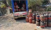 Gas Cylinder Seizure: ਮੁੰਬਈ ’ਚ ਗੈਸ ਸਿਲੰਡਰਾਂ ਦੀ ਕਾਲਾਬਾਜ਼ਾਰੀ, ਰਾਸ਼ਨ ਵੰਡ ਵਿਭਾਗ ਨੇ ਸਟਾਕ ਕੀਤਾ ਜ਼ਬਤ