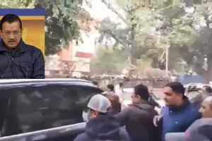 Arvind Kejriwal: ਅਰਵਿੰਦ ਕੇਜਰੀਵਾਲ ਦੀ ਕਾਰ ‘ਤੇ ਹਮਲਾ, ਵਾਲ-ਵਾਲ ਬਚੇ