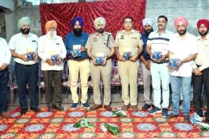 Punjabi Book Release Canada: ਵਿਸ਼ਵ ਪੰਜਾਬੀ ਸਭਾ ਕੈਨੇਡਾ ਵੱਲੋਂ ਸਮਾਗਮ ਦੌਰਾਨ ਕੈਨੇਡੀਅਨ ਕਵਿੱਤਰੀ ਰਮਿੰਦਰ ਕੌਰ ਰੰਮੀ ਦੀ ਪੁਸਤਕ ‘ਤੇਰੀ ਚਾਹਤ’ ਦੀ ਕੀਤੀ ਘੁੰਢ ਚੁਕਾਈ