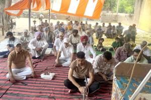 Naam Charcha: ਪਵਿੱਤਰ ਗੁਰਗੱਦੀ ਮਹੀਨੇ ਦੀ ਖੁਸ਼ੀ ’ਚ ਨਾਮ ਚਰਚਾ ਕਰਕੇ ਸਾਧ-ਸੰਗਤ ਨੇ ਗਾਇਆ ਗੁਰੂ ਜੱਸ