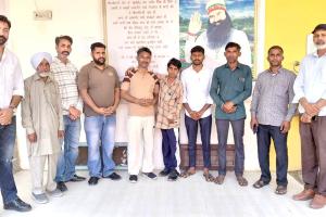 Social Welfare: ਡੇਰਾ ਸ਼ਰਧਾਲੂਆਂ ਵੱਲੋਂ ਮੰਦਬੁੱਧੀ ਬੱਚੇ ਨੂੰ ਪਰਿਵਾਰ ਨਾਲ ਮਿਲਵਾਇਆ